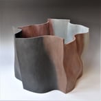 KE2304 Out of the Wind, 2019, h.29x40,5x35cm, TerraDelft4