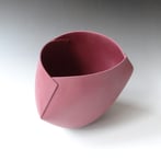 AvH-86 Maroon object, stoneware and engobe, 3 cuts, 20x24x21h.cm, TerraDelft42