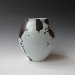 KB24-18 Stormy leaves, Porcelain-Ru-Basalt, 24.5xØ20.5cm, TerraDelft5