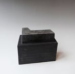 MC37-2015-Impromptu-43-h.20x24x135cm-stoneware-polished-cobaltoxide-TerraDelft-2