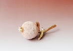 Pomegranate-with-3-Leaves-2011-85x19x95cm-stoneware-glass-goldluster-2