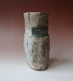RW1601-Vessel-h.28x16x13cm.-stoneware-2