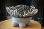 BvR22-07 The new Pokemon, porcelain-textile, h.24x35x31cm, KKD