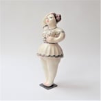 Villaverde 5; Standing woman, h.33,5x14x12cm, TerraDelft2