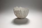 2511 You are my mirror, 2024, h.10,5xd.16cm, porselein, houtgestookt, foto Dirk Theys 2