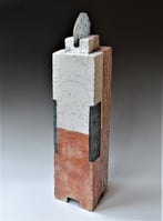 SS23-4D Doosobject hoog, 2023, h.63x13,5x14cm, raku keramiek-glazuur-glas, TerraDelft3