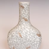 A19-4C-New-Guan-Ware-Vase-2016-h.25x16x7cm-handpainted-porcelain-goldluster-celadonglaze-front