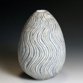 PB20-25-Porcelain-black-and-white-ground-vessel-h.18xd.12cm-TerraDelft