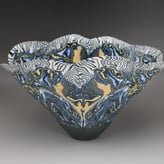 2425 Fire dance, h.17xd.15cm, porselein 1