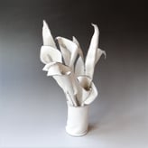KM22-05 Remembrance, h.32x22x22cm, porcelain-stains, TerraDelft1