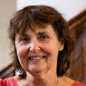 Simone Haak
