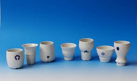 FO-8-BvhP-complete-set-casted-porcelain-Terra-Delft