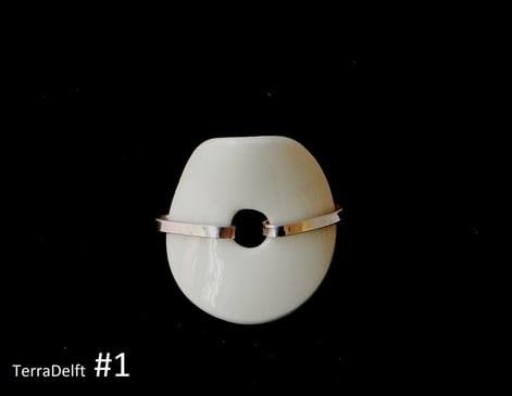 19-11-Ring1-element-h.27x28x28cm-porcelain-silver-size-17-TerraDelft-1