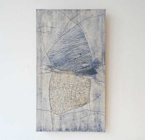 CF20-2 Éphémere, wallpiece, inlaid stoneware, 64x36cm, TerraDelft2