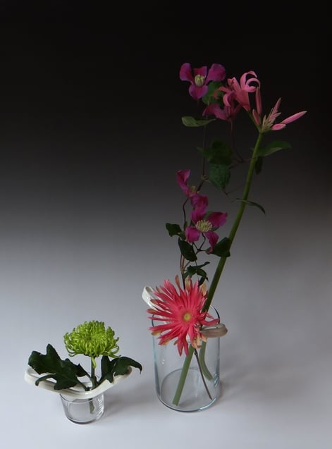 Vaasobject-liggend-twee-maal-gedraaid-porselein-TerraDelft