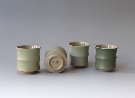 Bamboo-cup-set-h.7xd.65cm-stoneware-ZhenXi