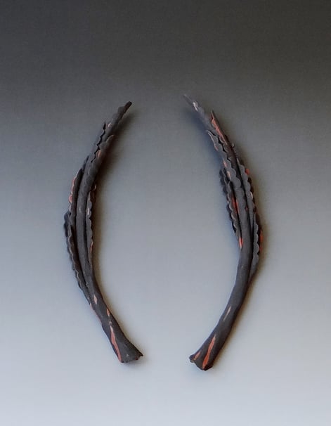 CH 20-1 Antlers, set, black with red, TerraDelft