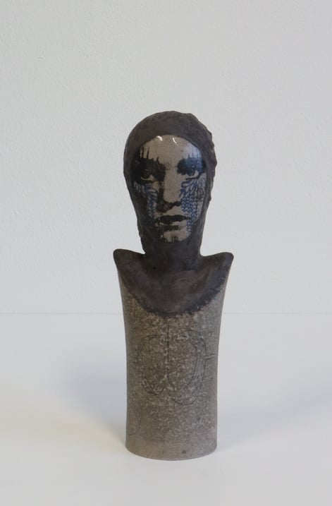 Visionaire, 2025, stoneware, handbuilt, lithographic deco, pigments, 28x10x8cm