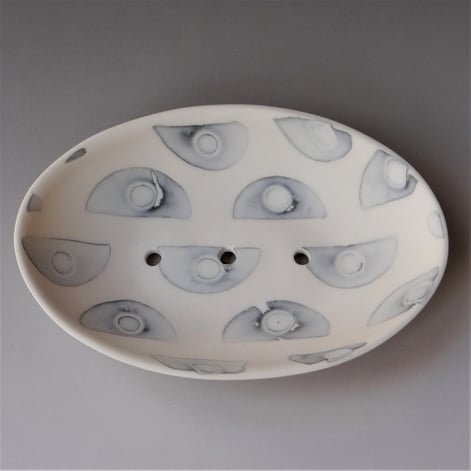 AL21-67 zeepbakje-fruittestje S, ingelegd porselein, h.3x15x10cm, TerraDelft2