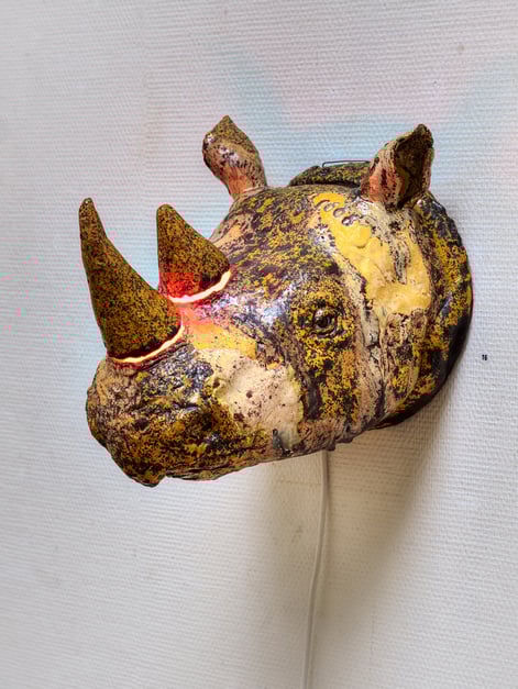 Rhino-0668-2014-ceramic-neon-42x33cm