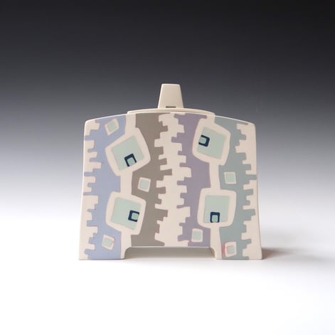 AL23-21 doosje, ingelegd porselein, h.20x20,5x6cm, TerraDelft1