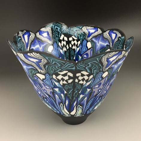 2414 Rhapsody in Blue 1, h.14xd.16cm, porselein