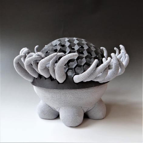 BvR22-07 The new Pokemon, porcelain-textile, h.24x35x31cm, TerraDelft1